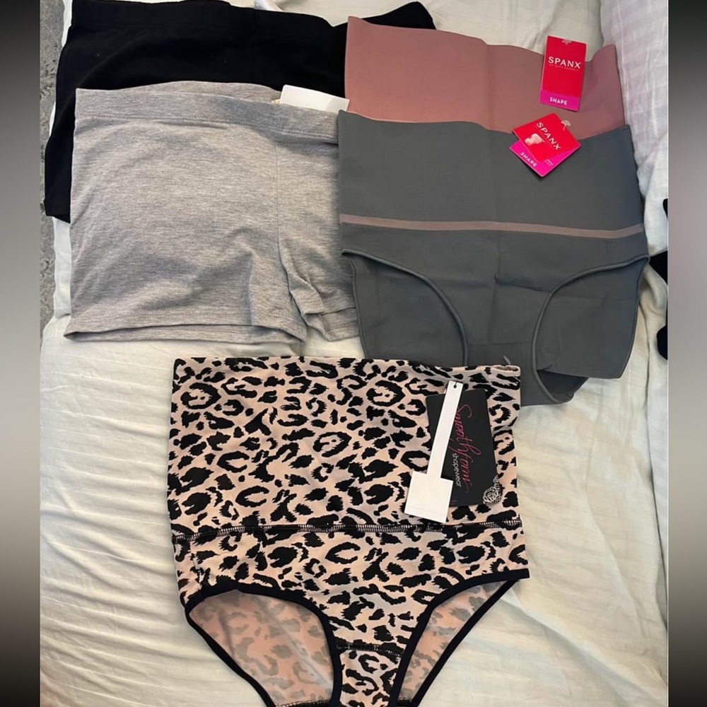 SPANX Shapewear Boy Shorts